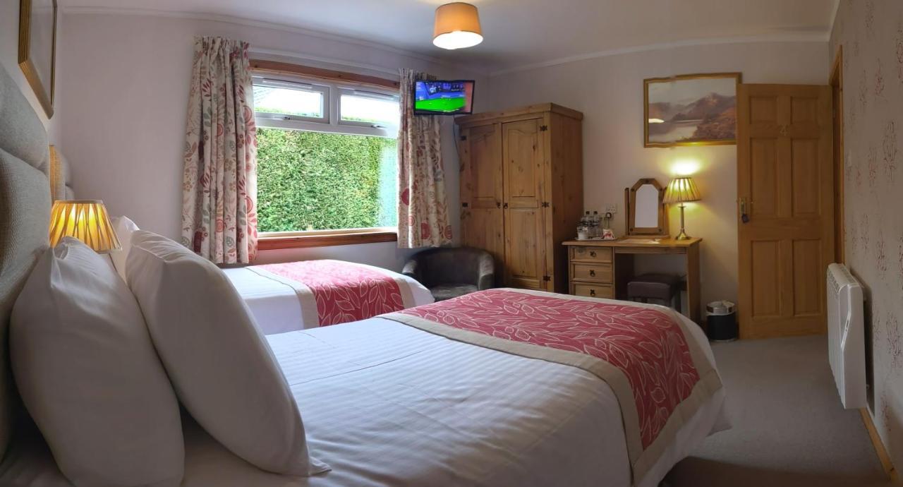 Homagen Bed & Breakfast Roybridge Exteriér fotografie
